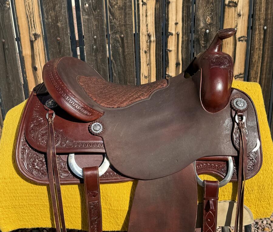 Superior Saddlery — 16½